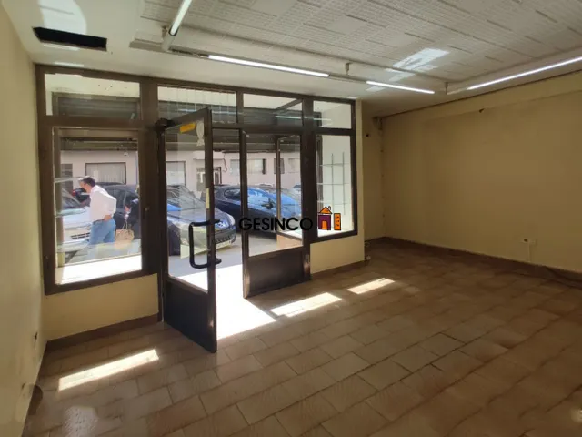 LOCAL COMERCIAL EN ALQUILER EN ONTINYENT - EN AMPLIA AVENIDA — 2