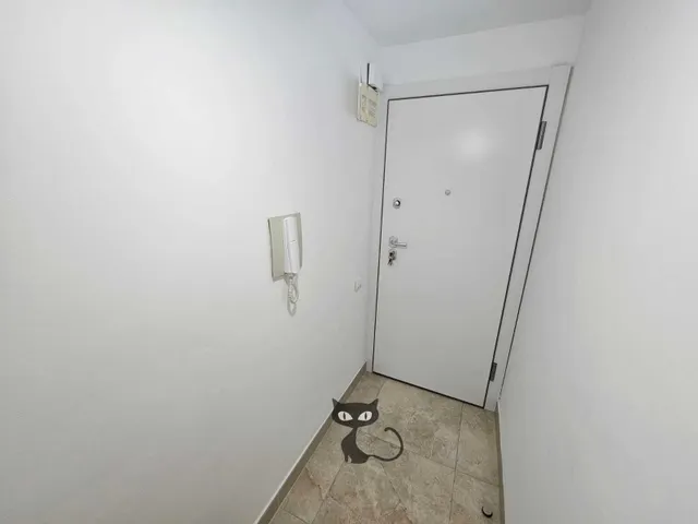 Oportunidad en Alfafar ¡Piso Reformado con Terraza! — 8