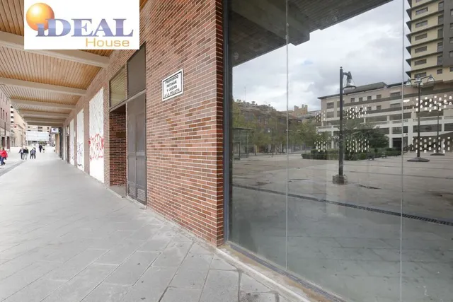Oportunidad de inversión en local comercial al lado de Constitución. — 4