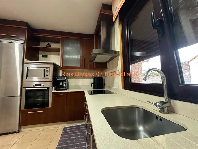 REF 7111 CASA DE 3 DORM. 2 BAÑOS Y GARAJE EN PARCELA DE 600 M2 EN TORROSO (MOS) — 7