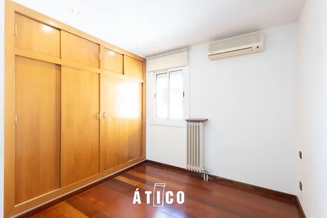 Ático con terraza privada en L'Antiga Esquerra de l'Eixample de Barcelona — 27