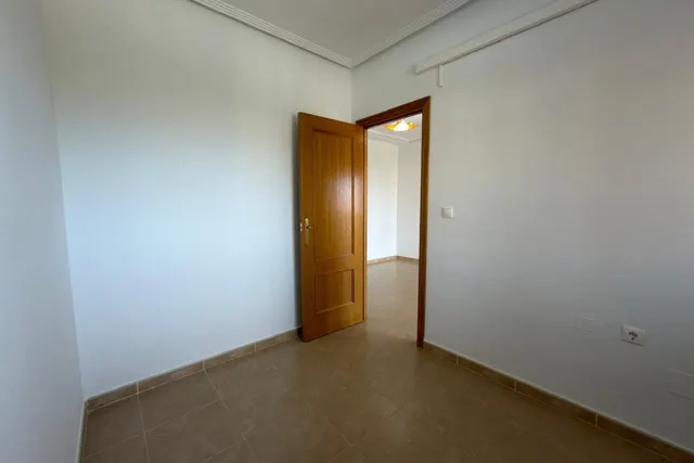 ÁTICO EN TORREBLANCA CON PARKING, PISCINA COMUNITARIA Y VISTAS DESPEJADAS! — 15