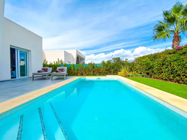 VILLA DE 3 DORMITORIOS 2 BAÑOS EN ALGORFA (ORIHUELA COSTA) — 11