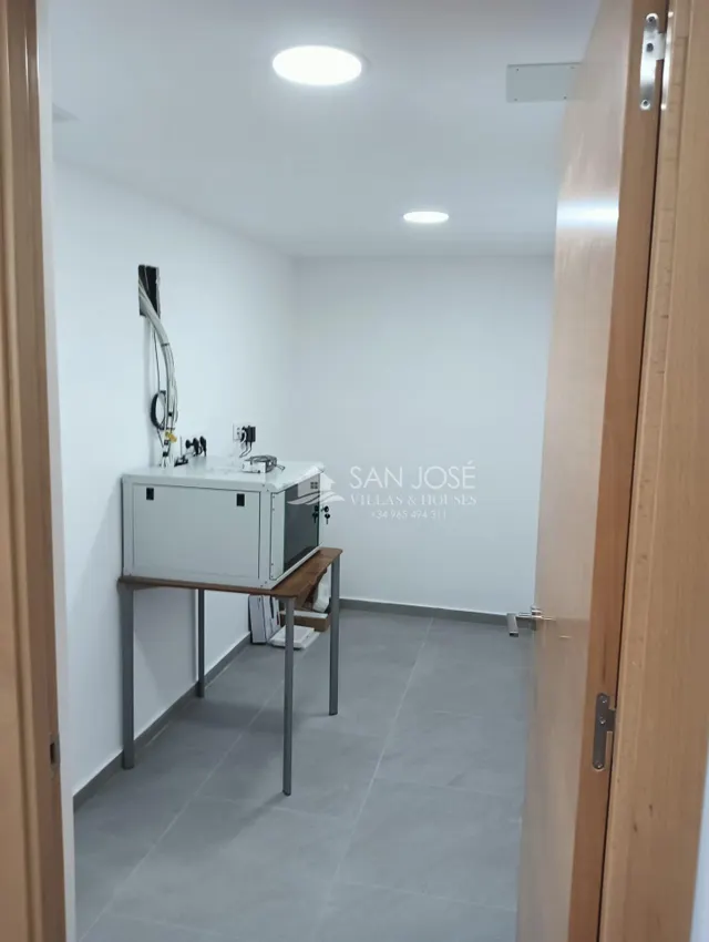 VENTA DE LOCAL DE OFICINAS EN SANTA POLA, ZONA CUARTEL GUARDIA CIVIL — 11