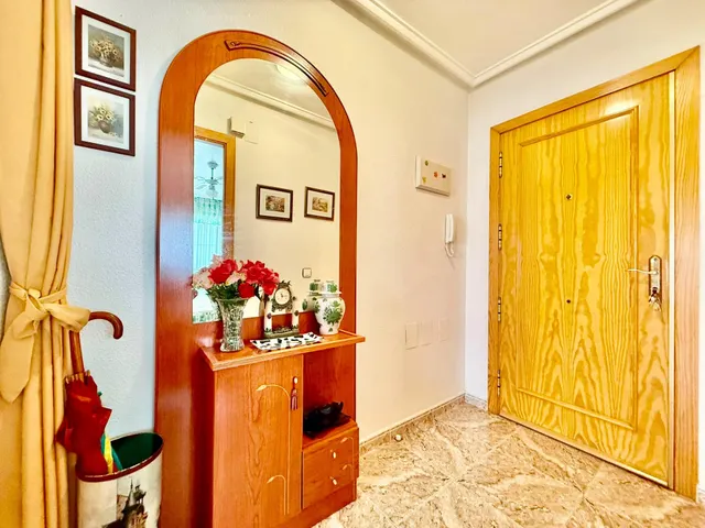 2 dormitorios + garaje, a 200 metros playa de los Naufragos — 16