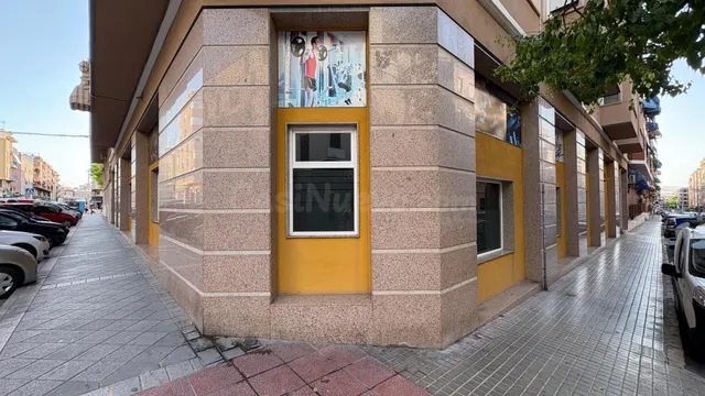 Local esquina en venta zona toscar — 5