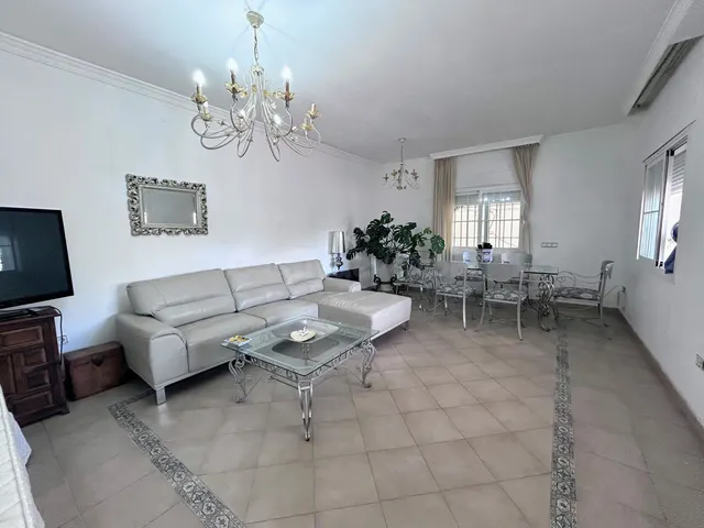 Chalet 3 habitaciones 231m² en venta - Marbella — 4