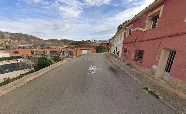 SE VENDE piso OKUPA en C Barrio del Pilar 12 de Alhama de Ar - foto 2