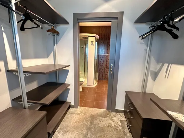Villa 5 habitaciones 332m² en venta - Ayuntamiento — 19