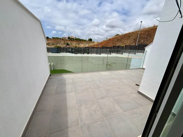 Moderno Apartamento en Fuengirola con Vistas y Amplias Zonas Comunes — 20