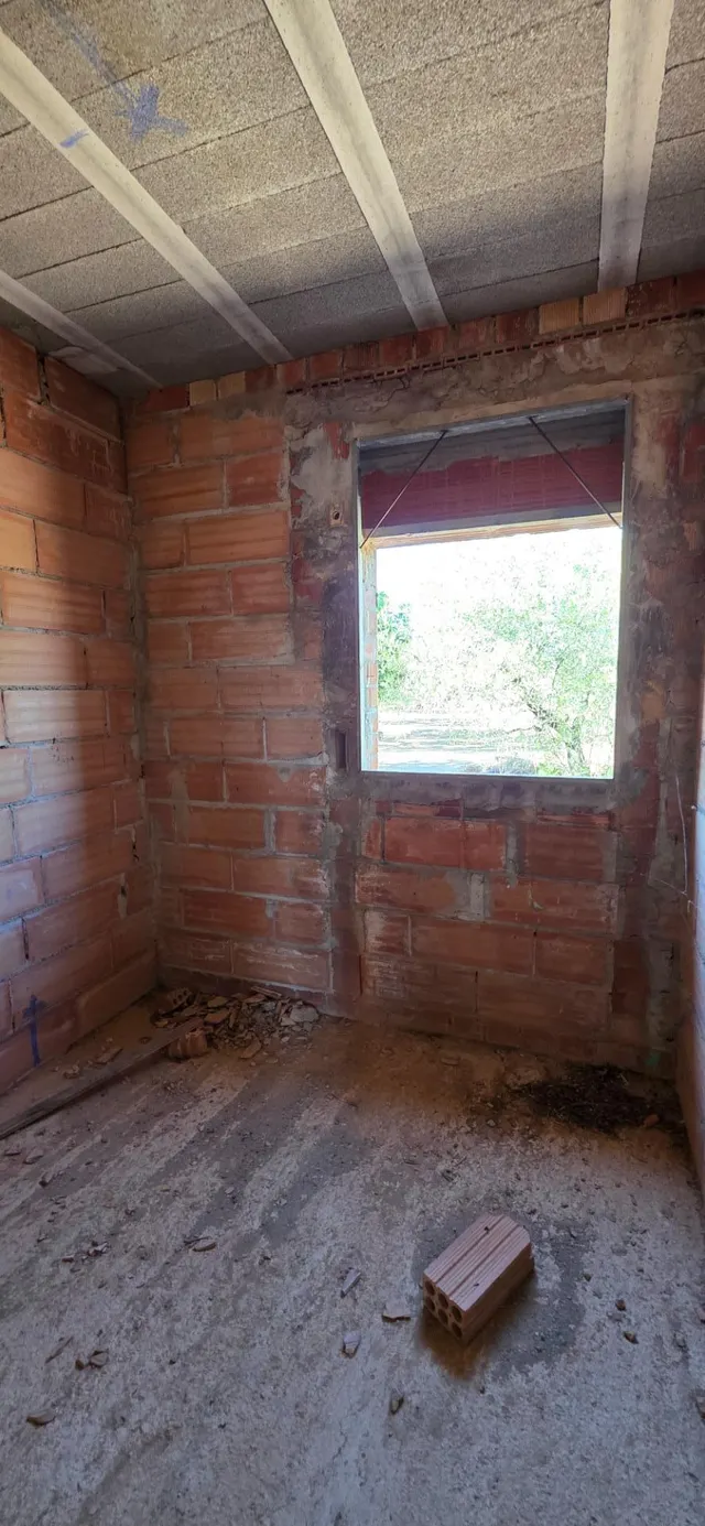 Finca rústica de 14.741 m2 con casa de campo por terminar, en un entorno tranquilo a 5 km del mar — 17