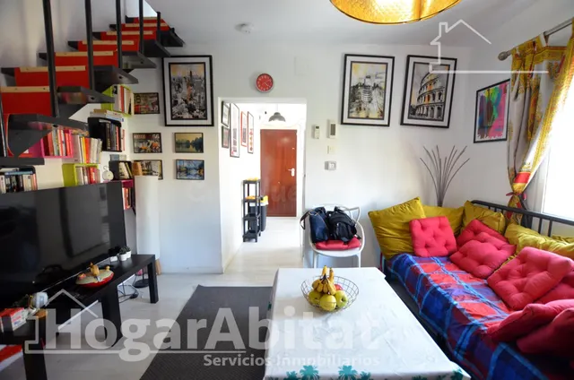 REFORMADO Y ACOGEDOR CON TERRAZA