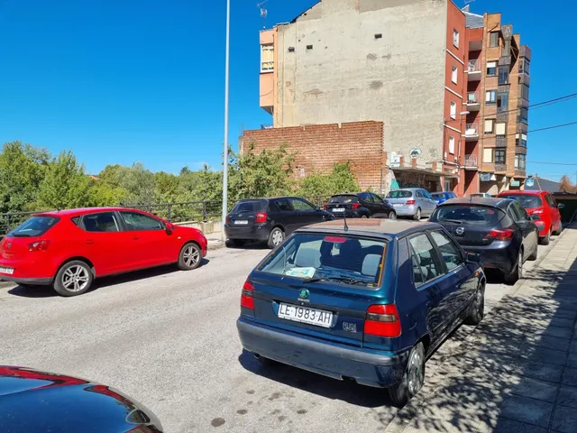 SUELO SIN EDIFICAR - PARCELA CENTRO PONFERRADA — 3