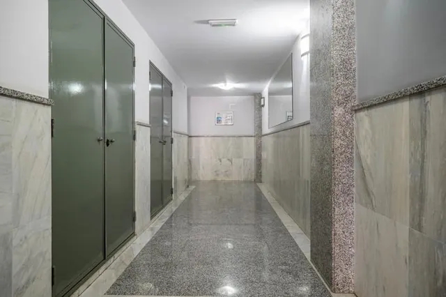 Piso en venta en Calle Santa Lucía — 33