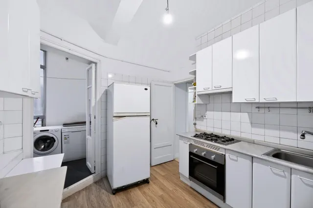Amplio Piso en Venta en Ciudad Universitaria, Madrid - ¡Oportunidad Única! — 16