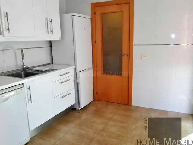 ESTUDIO HOME MADRID OFRECE vivienda de 80m2, en edificio del - foto 5