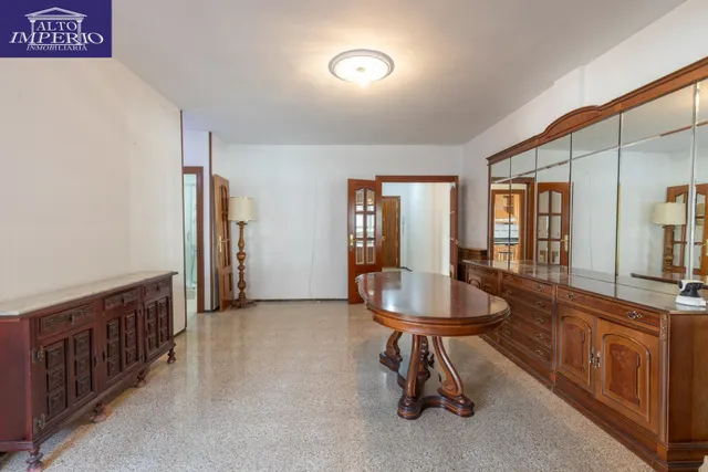 Estupendo piso  en la última planta en calle doctor azpitarte — 9