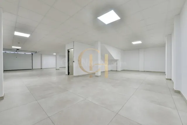 Moderna villa independiente con piscina privada y garaje — 13