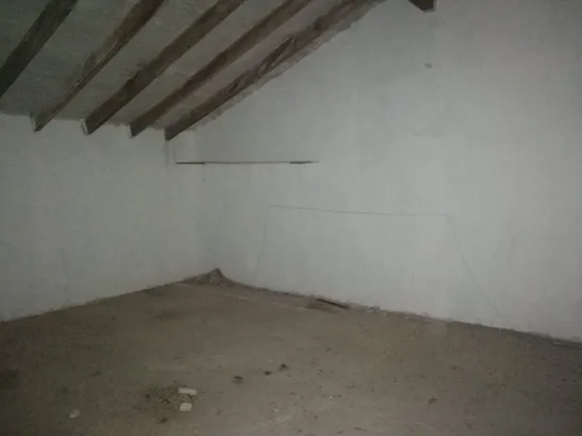CASA UNIFAMILIAR DE DOS PLANTAS (ANTES BAR) — 9