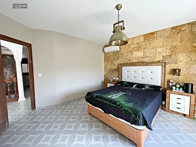 Exclusivo chalet independiente con piscina y vistas espectaculares — 17