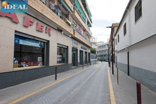 A5895V5. Puede ser el mejor LOCAL de MARACENA. www.idealhouse.es — 9