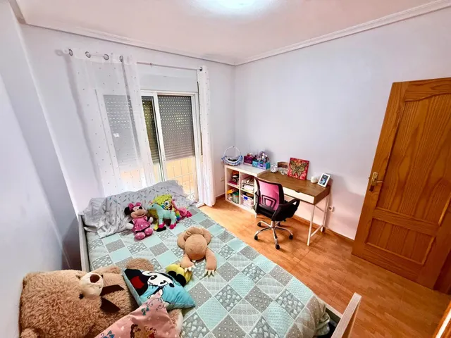 Amplia casa con garaje privado en San Pedro del Pinatar a 5 minutos andando de la playa — 19