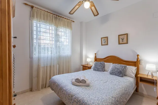 EXCLUSIVO CHALET INDIVIDUAL EN HUÉTOR VEGA — 27