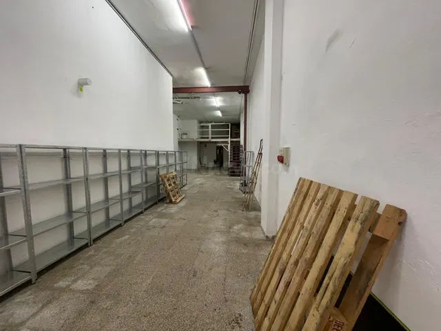 TU NEGOCIO NECESITA ESTE LOCAL — 5