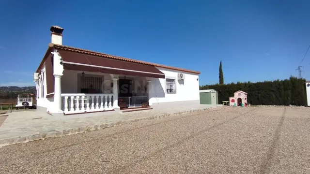 ESPECTACULAR CASA CON 2.500 M2 DE PARCELA , CORDOBA - foto 3