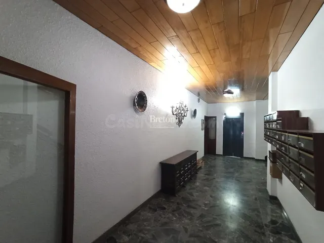Amplia vivienda de 4 dormitorios con balcón en San Antonio María Claret — 3