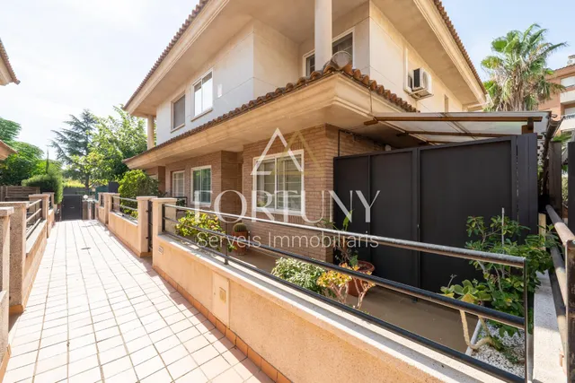 Casa 4 habitaciones 249m² en venta - Regueral - Prat dEn Foré — 40