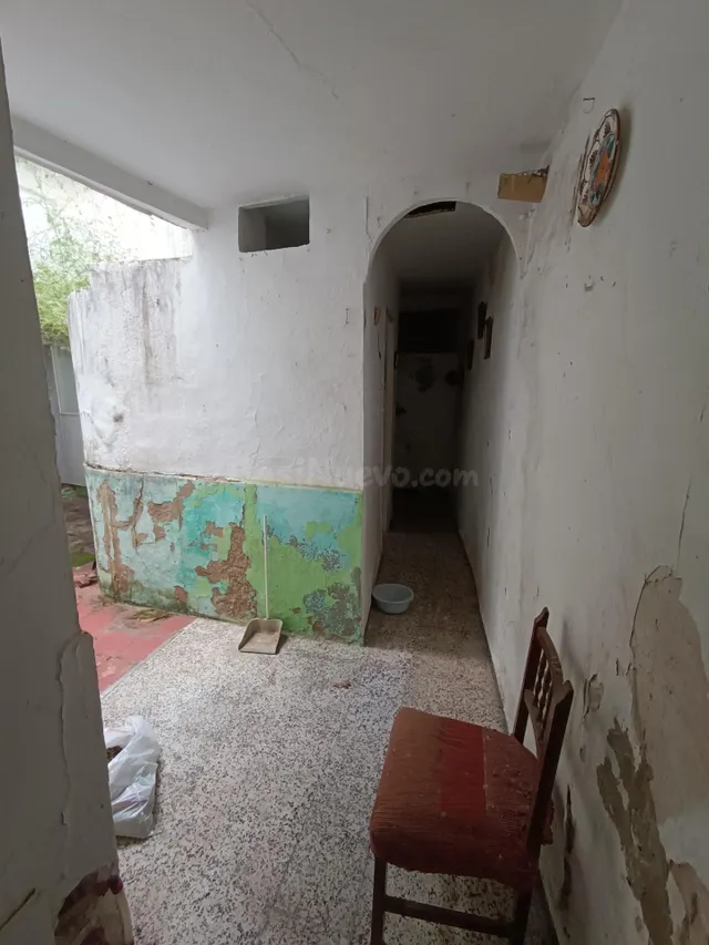 VENTA CASA CON PATIO Y TERRAZA PARA REFORMAR - foto 5