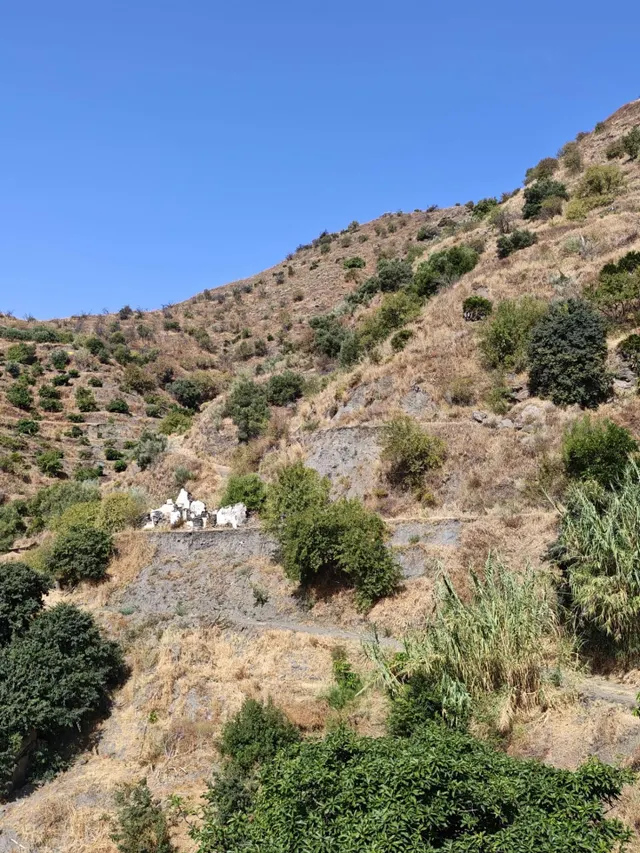 TERRENO EN ALMUÑÉCAR - foto 2