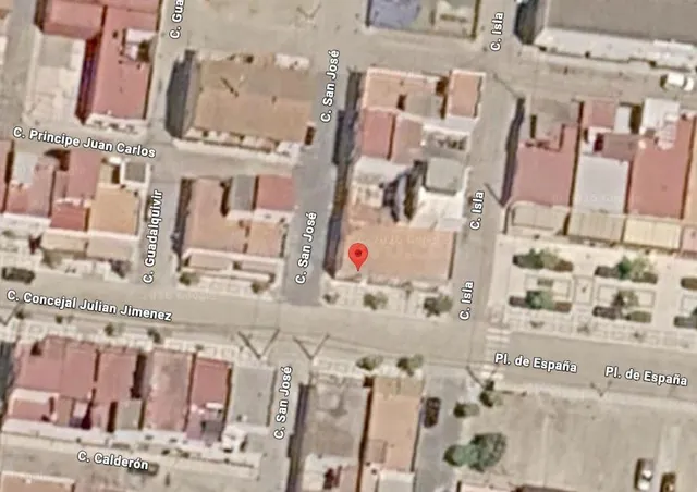 SE VENDE CASA OKUPADA en Calle CONCEJAL JULIAN JIMENEZ CARRI - foto 4