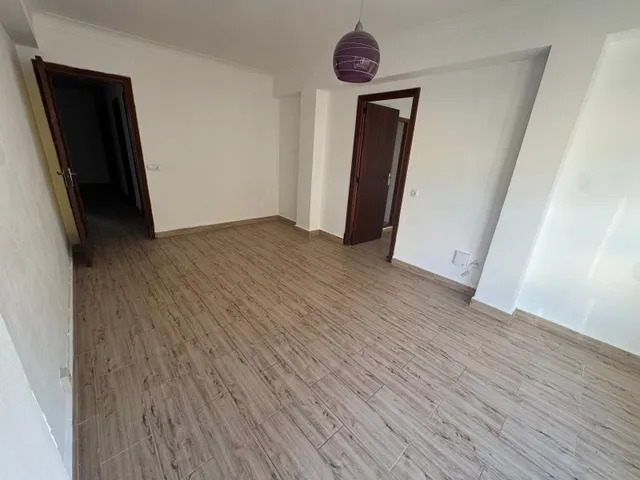 Piso de 3 habitaciones con ascensor junto a calle Aragón – Palma — 22