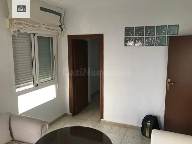 Amplio y acogedor piso en Ciudad Jardín por 148.000 € - foto 4