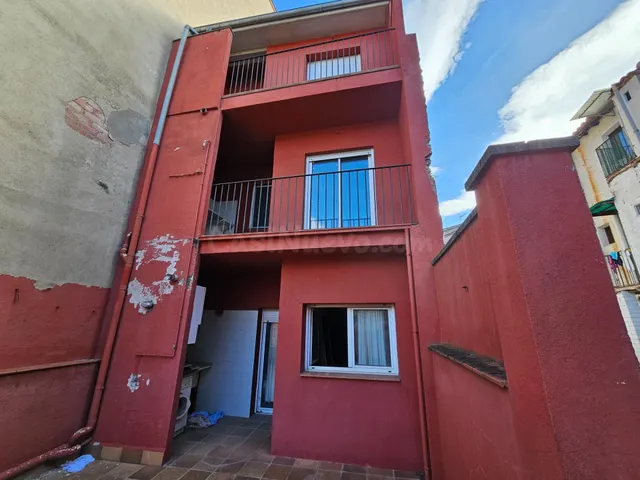 Edificio para reformar en el centro de Olot - foto 5