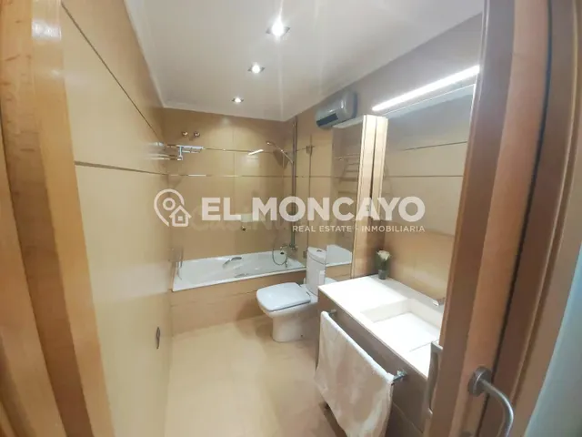 Fantástico apartamento con vistas al mar en Guardamar del Segura, Alicante, Costa Blanca — 5
