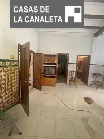 Planta baja vivienda y local — 11