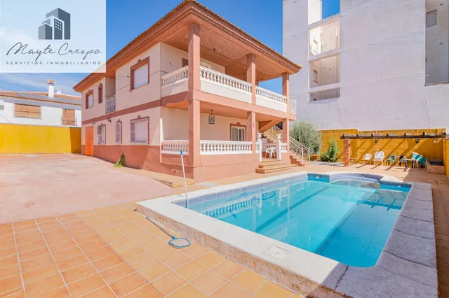 ¡Impresionante Chalet en Lachar con Piscina y Amplios Espacios! ✨ — 38