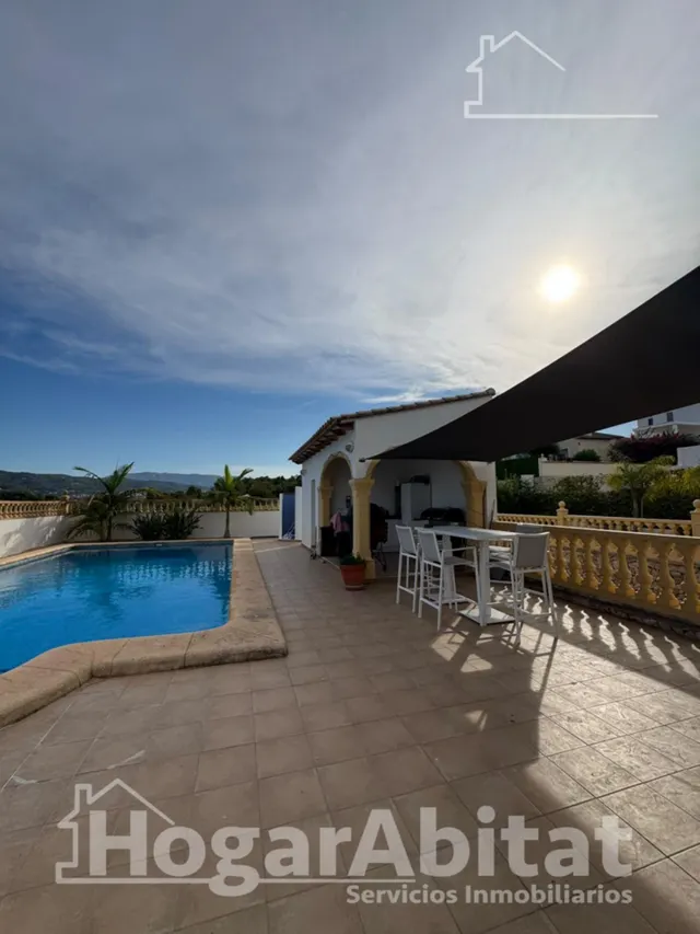 Precioso  chaelt con piscina, garaje, barbacoa y terraza — 11