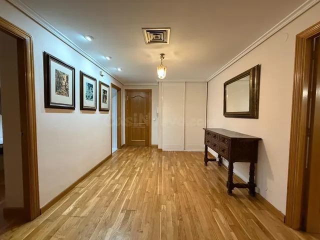 Piso a la venta zona centro de Ponferrada - foto 5