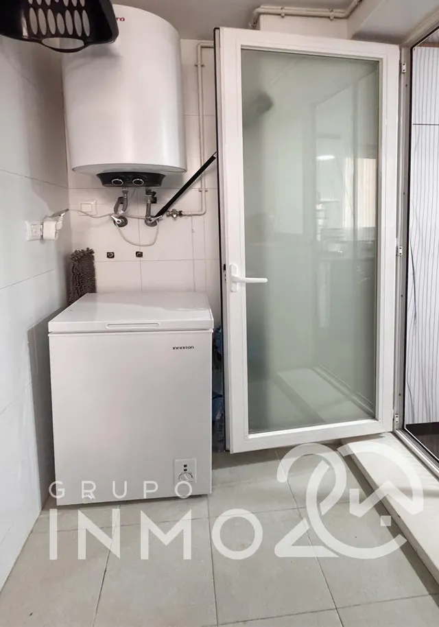 Se vende fantástico piso en de 113m2 utiles con garaje y trastero en Paiporta — 7