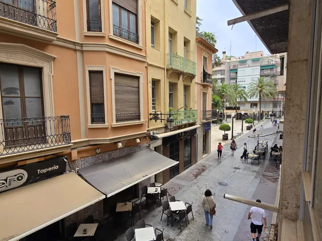 LOCAL EN EL CENTRO DE ELCHE — 10