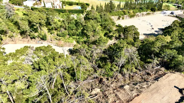 Parcela única en Benahavís para proyecto residencial exclusivo — 4