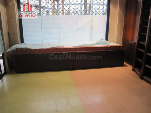 LOCAL COMERCIAL ACONDICIONADO PROXIMO A LAS BURGAS - foto 3