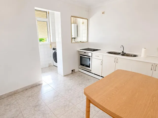 VIVIENDA TOTALMENTE REFORMADA EN SEGUNDA LÍNEA DE PLAYA DE PONIENTE — 8