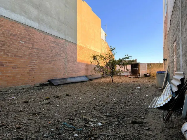 SOLAR EN BRUTO EN VENTA EN AVDA. DE CÁNOVAS Y ALREDEDORES — 7