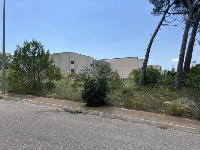 P10 Fantastica parcela industrial en L'Escala - foto 2