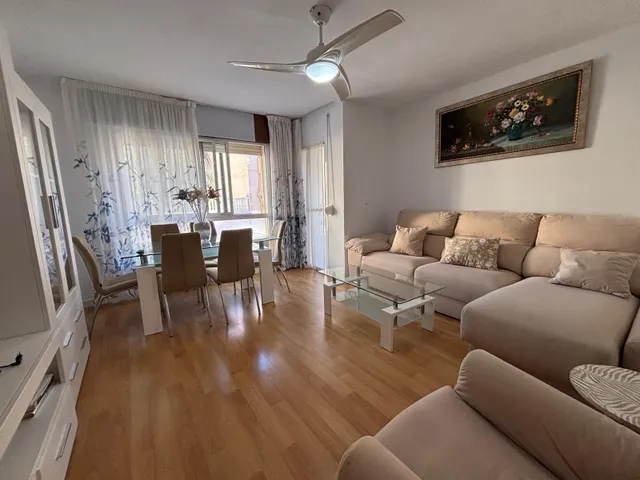 Magnífico piso con terraza en esquina en el corazón de La Cala del Moral — 7